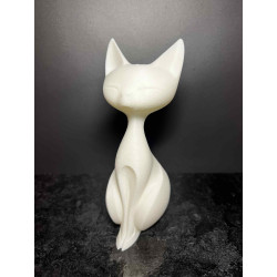 ELEGANT CAT